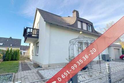 Bitburg: Gepflegtes Einfamilienhaus mit zwei flexibel nutzbaren Wohneinheiten, Balkon, Garten und Garage! 6 zimmer