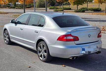 Skoda Superb 273.300 km 3.600 &euro; Karlsruhe 76149