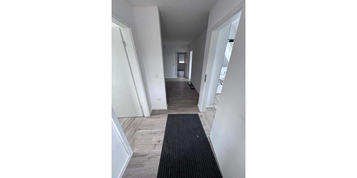 Dachgeschoßwohnung Lingen (Ems) - 3 Zimmer, 66 m&sup2;, 690&euro; | Angebot:26645695