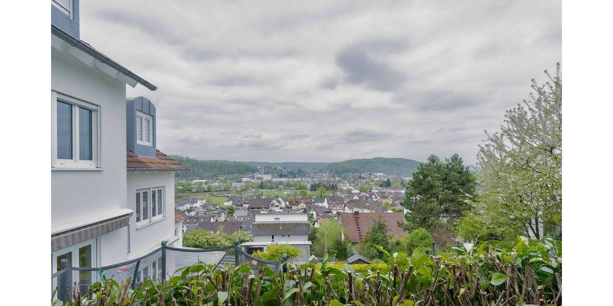 Reihenendhaus Lörrach Hauingen - 6 Zimmer, 133 m&sup2;, 560.000&euro; | Angebot:26402573