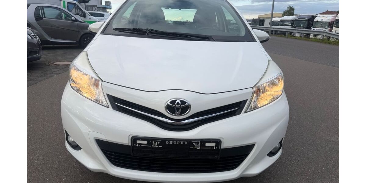Toyota Yaris 118.000 km 5.999 &euro; Konken 66871