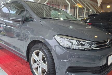VW Touran 178.700 km 18.500 &euro; Lahnstein 56112
