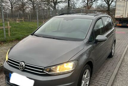 VW Touran 155.000 km 12.500 € Bad Bramstedt 24576
