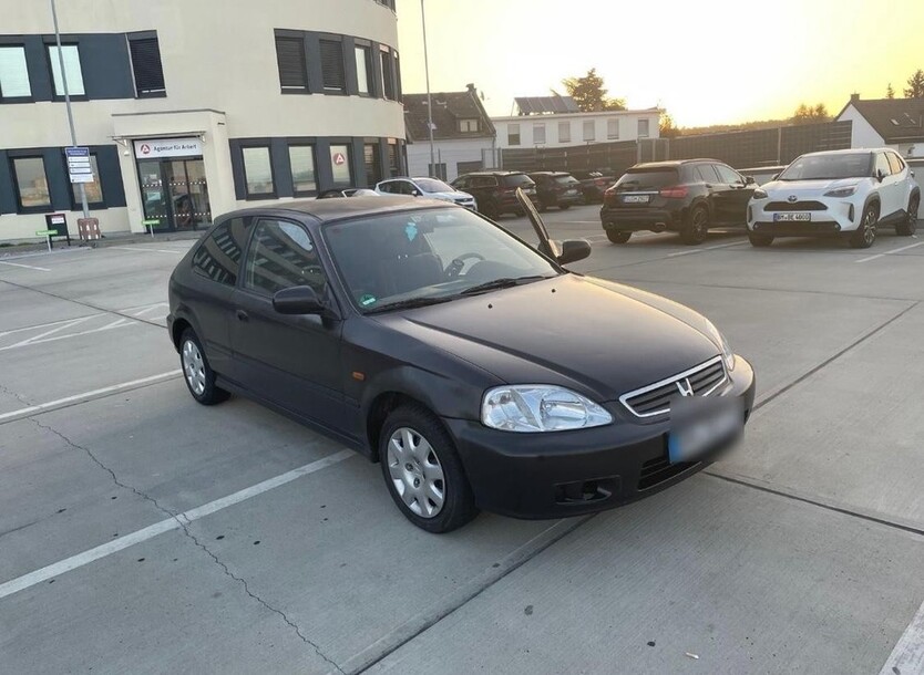 Honda Civic 212.000 km 3.162 € Kerpen 50171