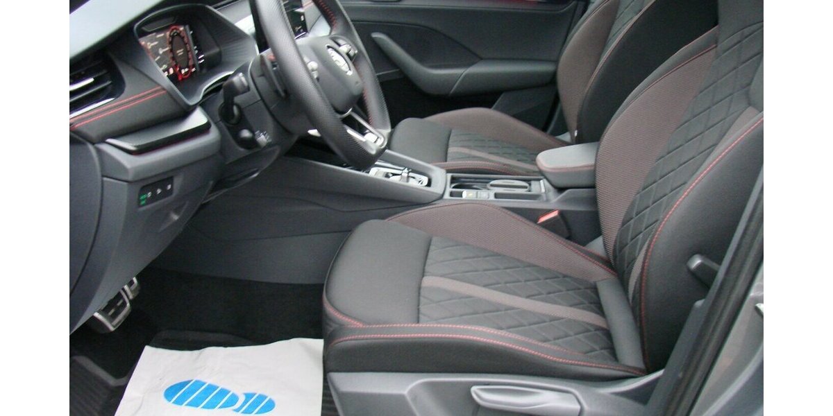 Skoda Octavia RS 2.0TSi AHK ACC LED Kamera 4.466 km 38.980 € Falkensee 14612