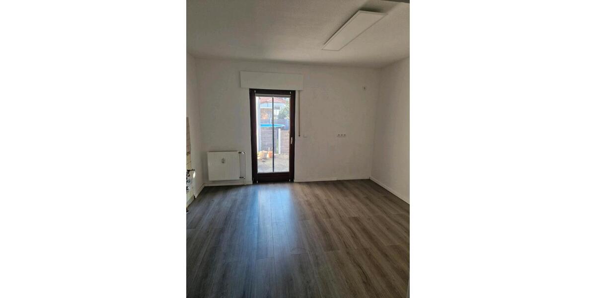 Etagenwohnung Kaufungen - 2 Zimmer, 60 m&sup2;, 680&euro; | Angebot:25380873