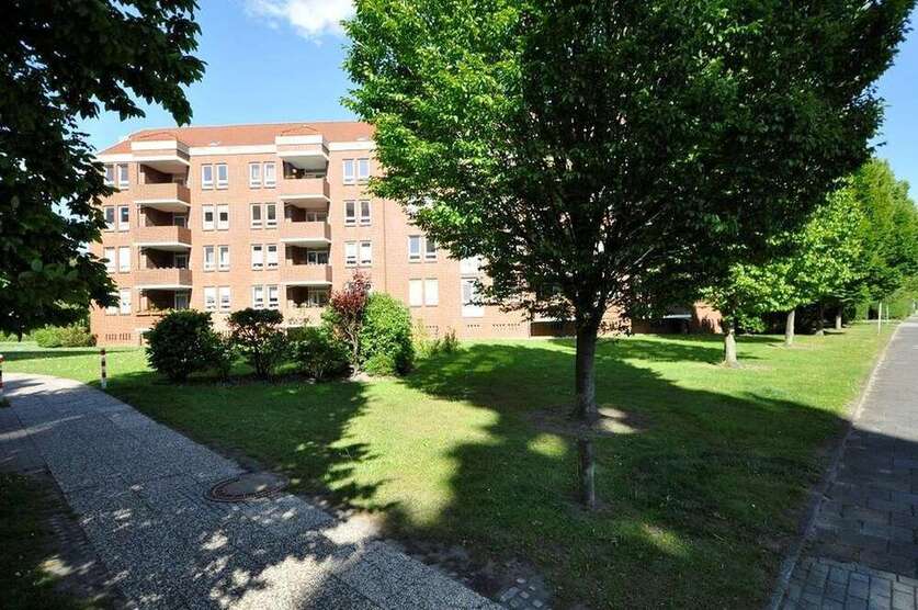 Wohnung zum Mieten in Wilhelmshaven 525 € 80.62 m²