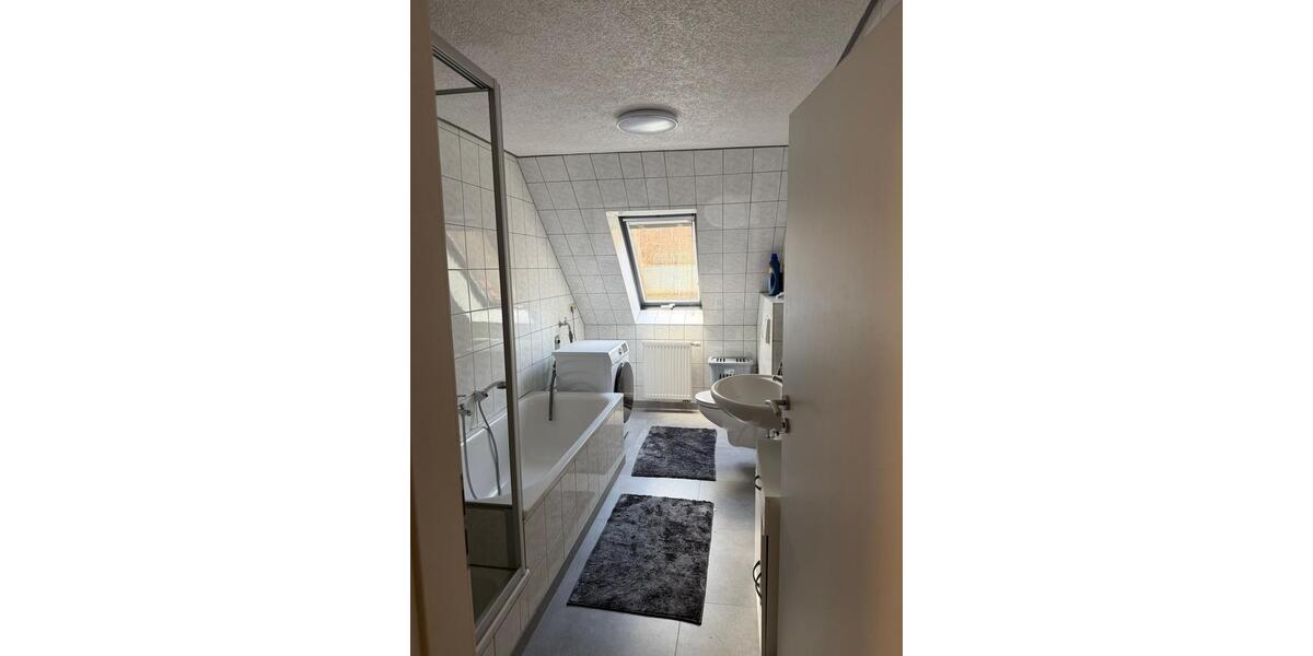 Etagenwohnung Uder - 4 Zimmer, 90 m&sup2;, 567&euro; | Angebot:26397565