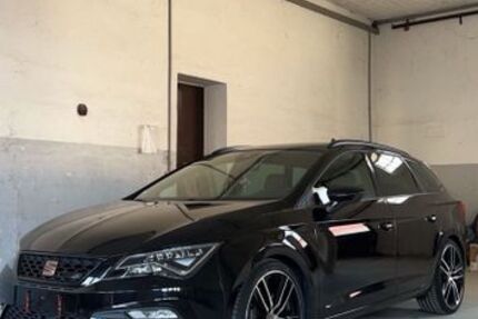 Seat Leon 92.000 km 24.800 € Bad Pyrmont 31812