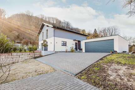 Haus zum Kaufen in Pommelsbrunn 599.000 € 180 m² 6 zimmer