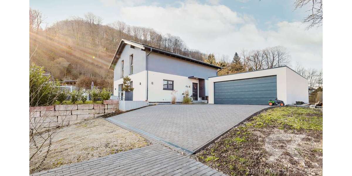 Haus zum Kaufen in Pommelsbrunn 599.000 € 180 m² 6 zimmer