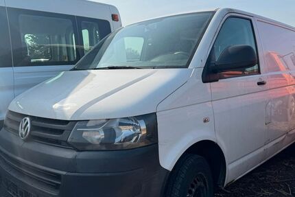 VW T5 Transporter 282.000 km 6.299 &euro; Münzenberg Gambach 35516