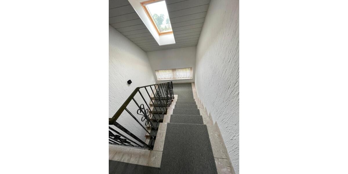 Dachgeschoßwohnung Marktredwitz - 4 Zimmer, 89 m&sup2;, 780&euro; | Angebot:26395865