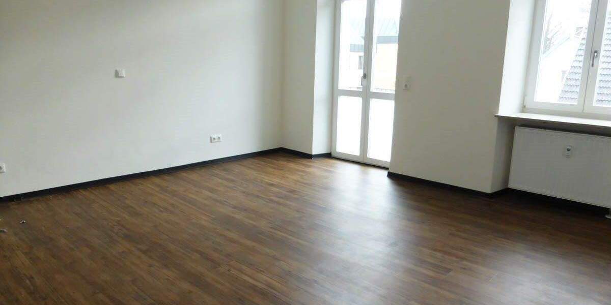 Etagenwohnung Bad Kissingen - 2 Zimmer, 81 m&sup2;, 279.000&euro; | Angebot:26389363