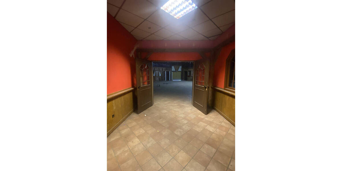 Einfamilienhaus Singen (Hohentwiel) Singen - 7.500&euro; | Angebot:23802259