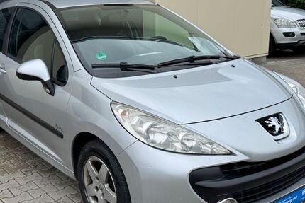 Peugeot 207 180.000 km 2.990 &euro; Gehrde 49596