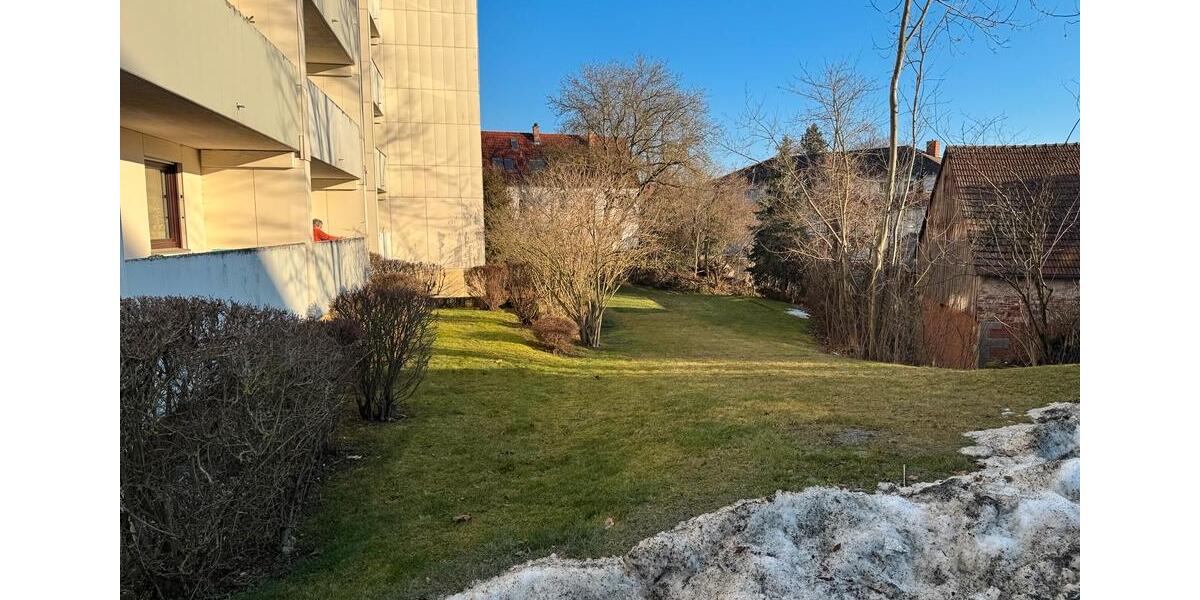 Eigentumswohnung mit Garage, Stellplatz und Kellerabteil 1 zimmer