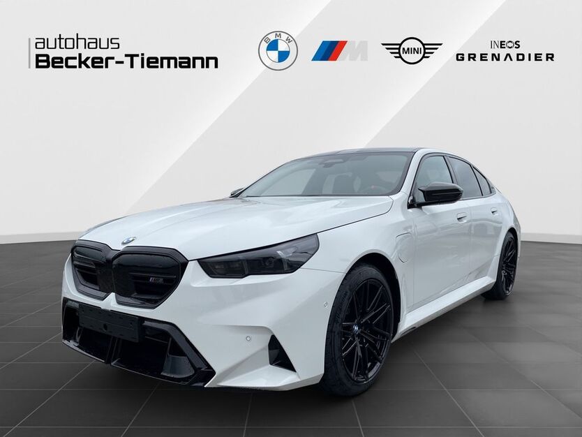 BMW M5 1.900 km 135.900 € Bielefeld 33719