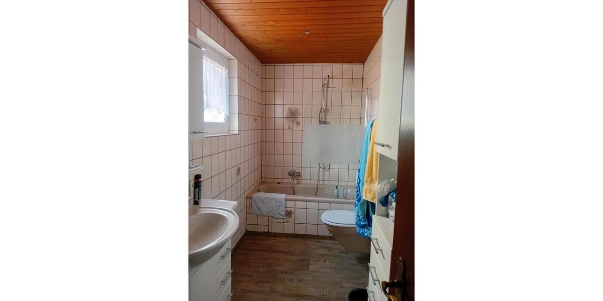 Etagenwohnung Partenstein - 2.5 Zimmer, 65 m&sup2;, 420&euro; | Angebot:26407102