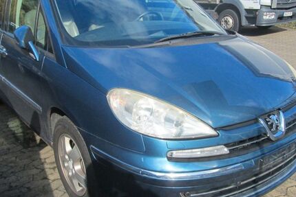 Peugeot 807 267.900 km 3.990 € Saarbrücken Scheidt 66133