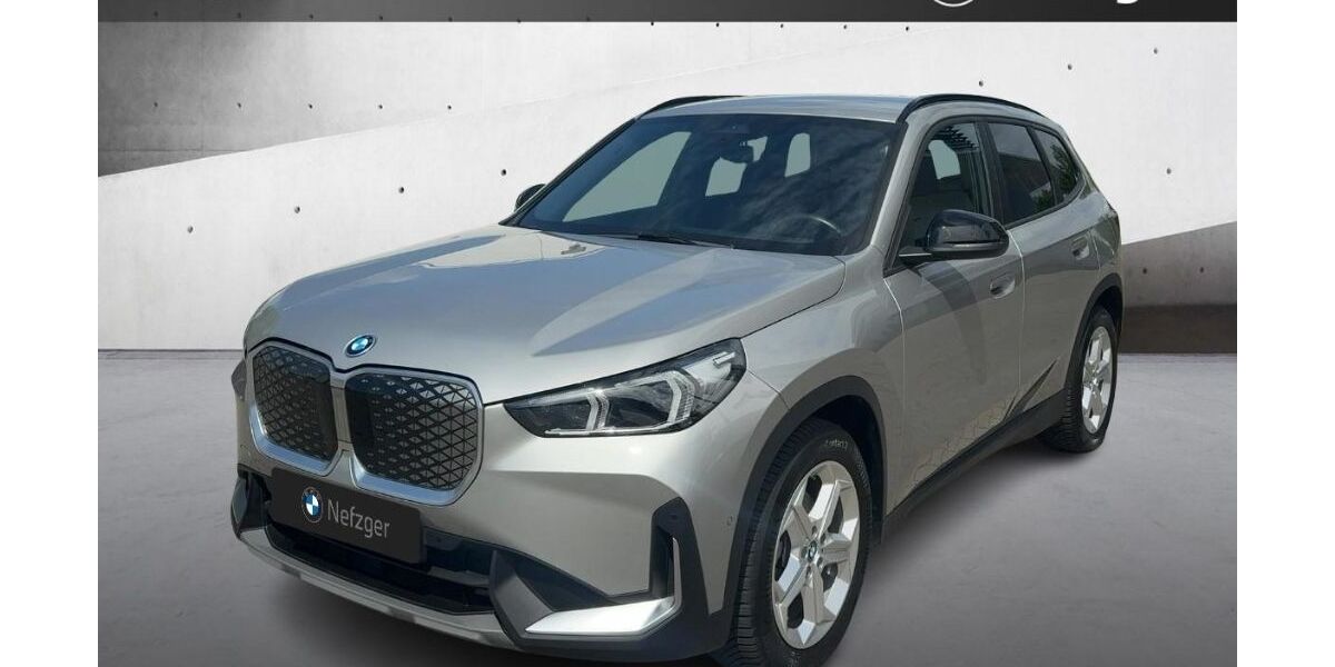 BMW iX1 15.900 km 35.480 &euro; Berlin-Siemensstadt 13629