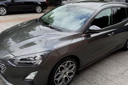 Ford Focus 105.000 km 11.980 &euro; München 81827
