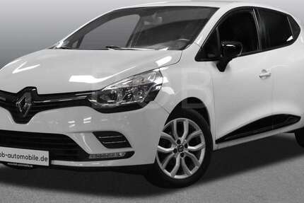 Renault Clio 68.790 km 8.880 € Essen 45141