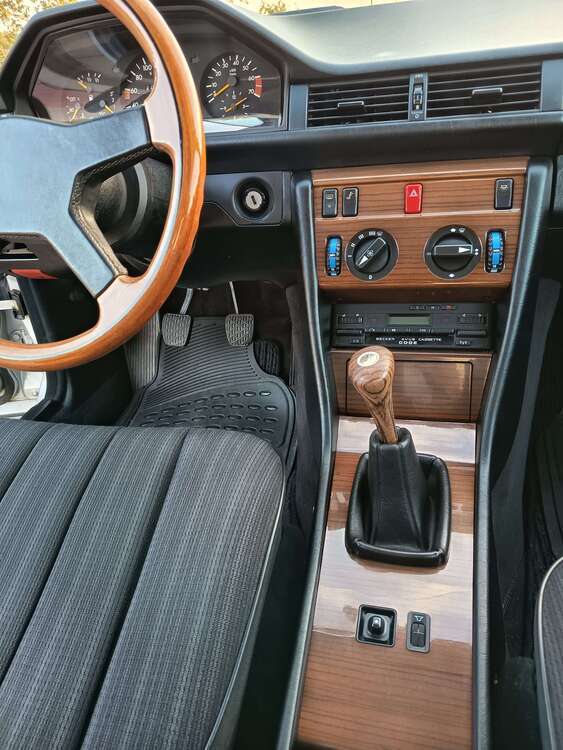 Mercedes-Benz CE 230 211.000 km 9.999 € Wildeshausen 27793