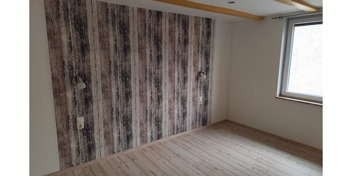 Erbenhausen, EFH + Nebengeb. - Einfamilienhaus Erbenhausen | Angebot:20985772