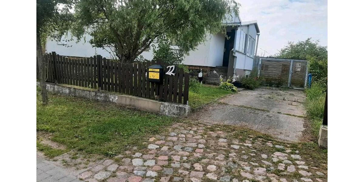 Bungalow Osterburg (Altmark) - 3 Zimmer, 130 m&sup2;, 130.000&euro; | Angebot:27126501