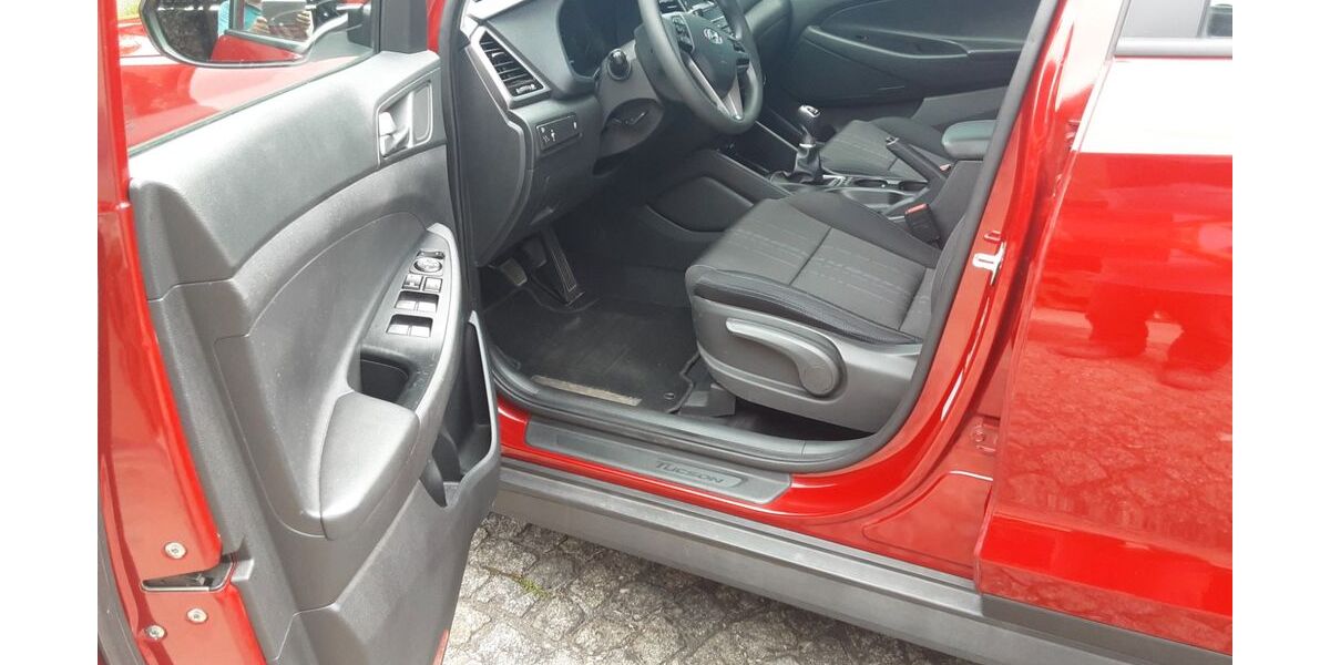 Hyundai TUCSON 73.500 km 12.950 &euro; Ettersburg 99439