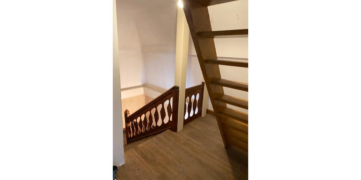 Etagenwohnung Bad Liebenstein - 4 Zimmer, 100 m&sup2;, 1.050&euro; | Angebot:25415446
