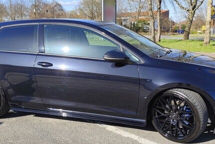VW Golf 118.000 km 12.500 € Horst (Holstein) 25358
