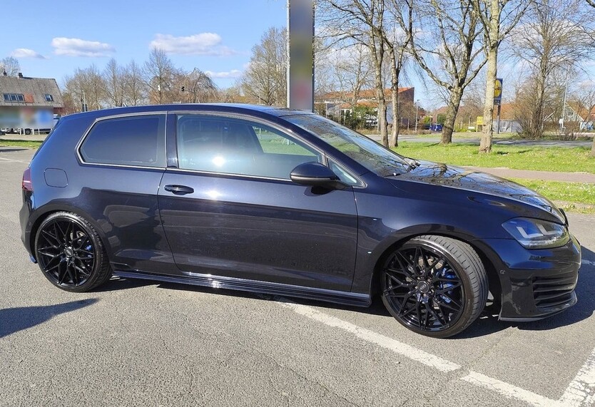 VW Golf 118.000 km 12.500 € Horst (Holstein) 25358
