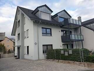 Mehrfahmilienhaus mit drei Wohneinheiten