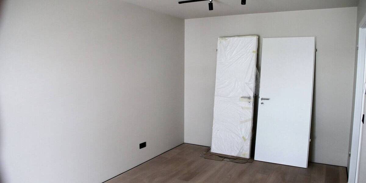 Reihenmittelhaus Mannheim Käfertal - 6 Zimmer, 157 m&sup2;, 2.500&euro; | Angebot:24026978