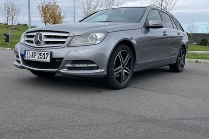 Mercedes-Benz C 220 230.000 km 11.490 &euro; Freudenberg 57258