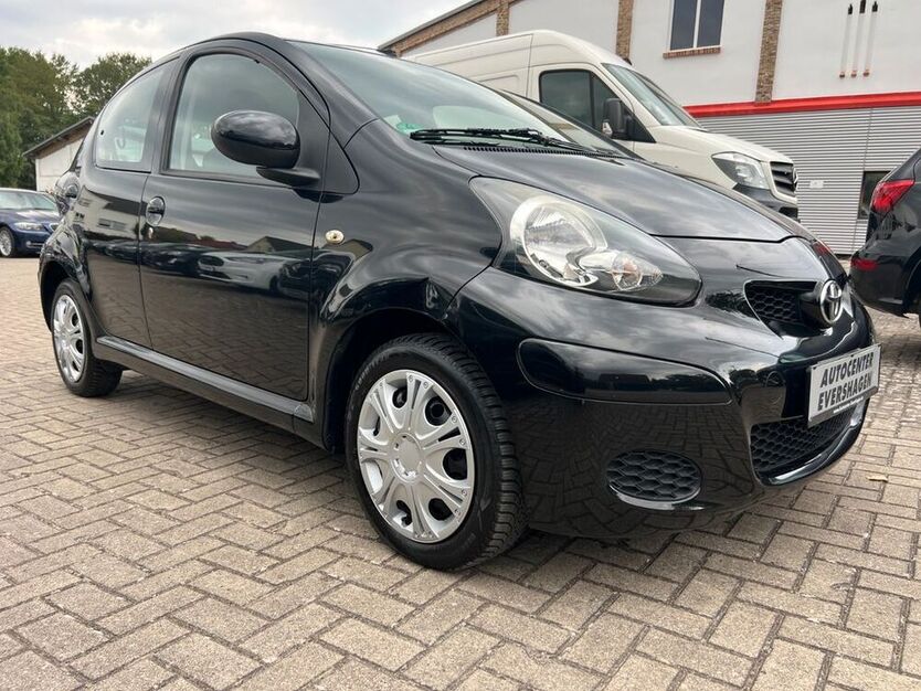 Aygo (X)