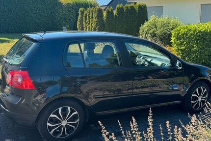 VW Golf 134.000 km 5.790 &euro; Wuppertal 42113