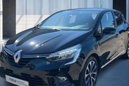 Renault Clio 12.817 km 13.990 &euro; Hamburg 20537