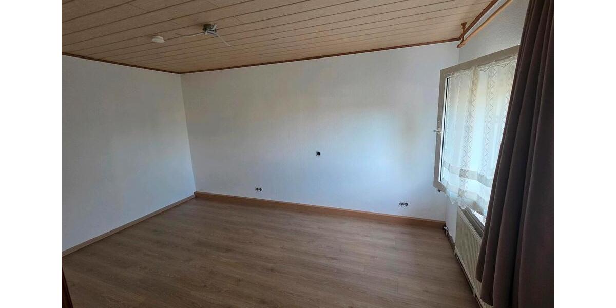 Etagenwohnung Wetzlar Münchholzhausen - 2 Zimmer, 84 m&sup2;, 169.000&euro; | Angebot:27144264