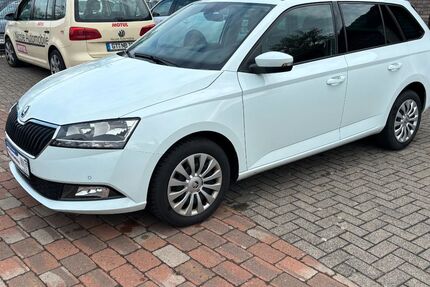 Skoda Fabia 133.700 km 10.449 &euro; Versmold 33775