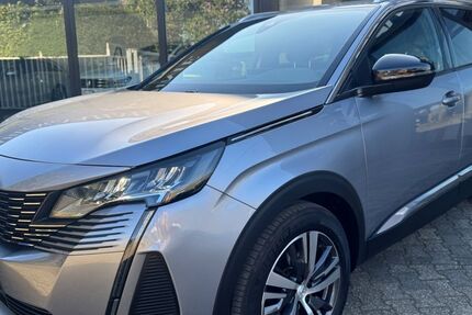 Peugeot 5008 61.915 km 25.660 &euro; Krefeld 47799