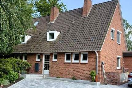 Haus Neumünster Innenstadt - 5 Zimmer, 125 m&sup2;, 389.000&euro; | Angebot:25216332