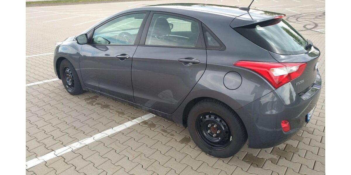 Hyundai i30 150.000 km 8.800 € Baunach 96148