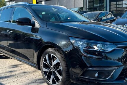 Renault Megane 54.500 km 17.990 &euro; Wiesmoor 26639