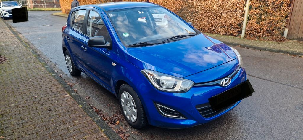 Hyundai i20 112.338 km 3.390 &euro; Münster 48157