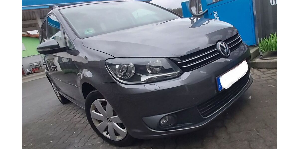 VW Touran 153.000 km 7.400 &euro; Möckmühl 74219