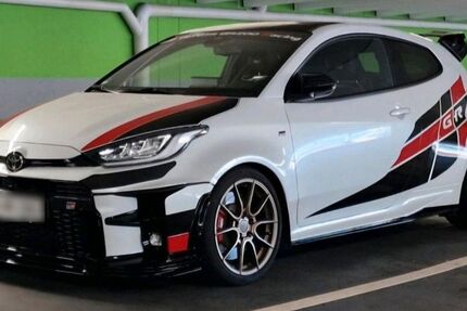 Toyota Yaris 24.800 km 36.999 € Geislingen 73312
