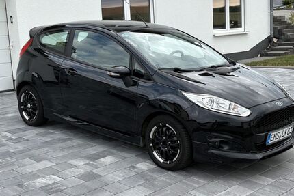 Ford Fiesta 96.000 km 6.500 &euro; Buch 56357